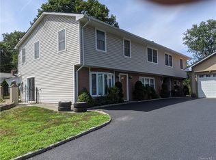 3321 Sycamore Ln, Yorktown Heights, NY 10598