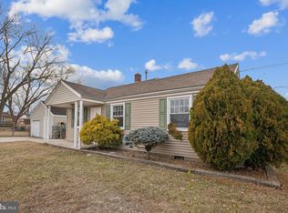 221 Laureba Ave, Thorofare, NJ 08086