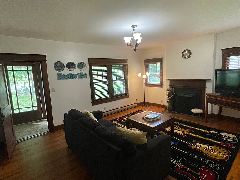 6370 Eatons Creek Rd — Photo 3