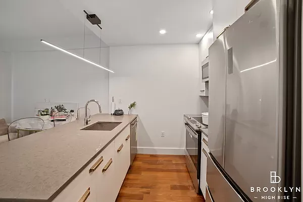 Rented by Brooklyn High Rise LLC | media 5
