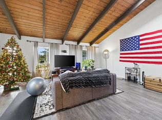 401 Eastwood Dr, Medford, OR