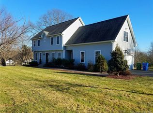 39 Lincoln Rd, Cromwell, CT 06416