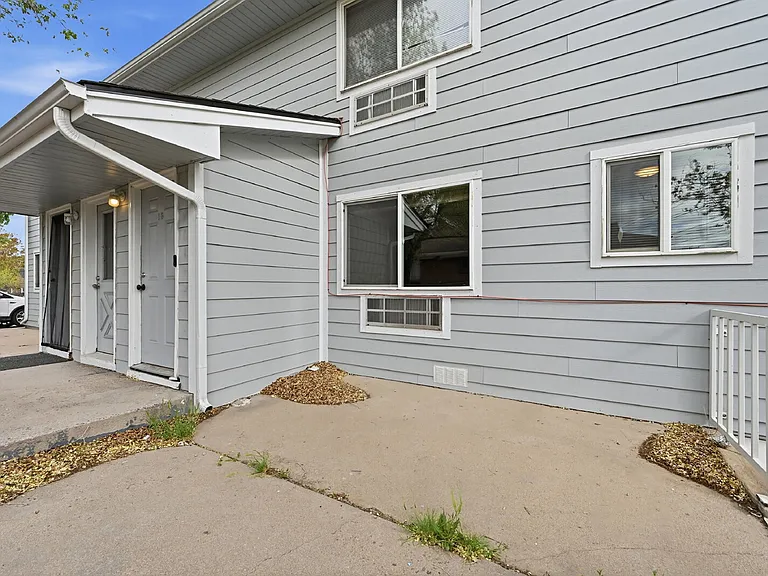 1164 Yosemite St #1B — Photo 20