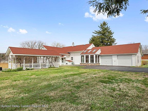 2nd image of 5 Shari Drive