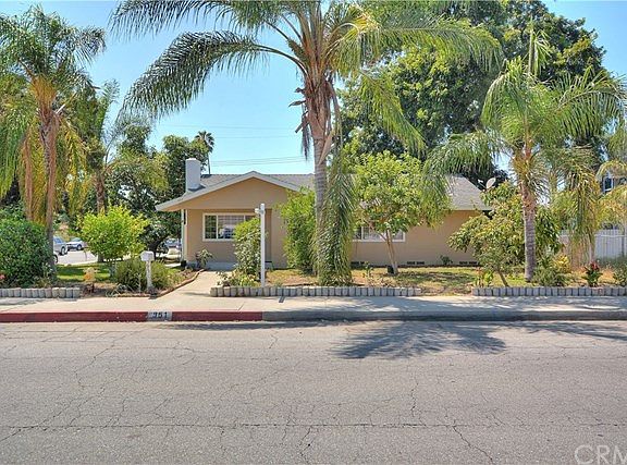 3rd image of 951 Glen Ave