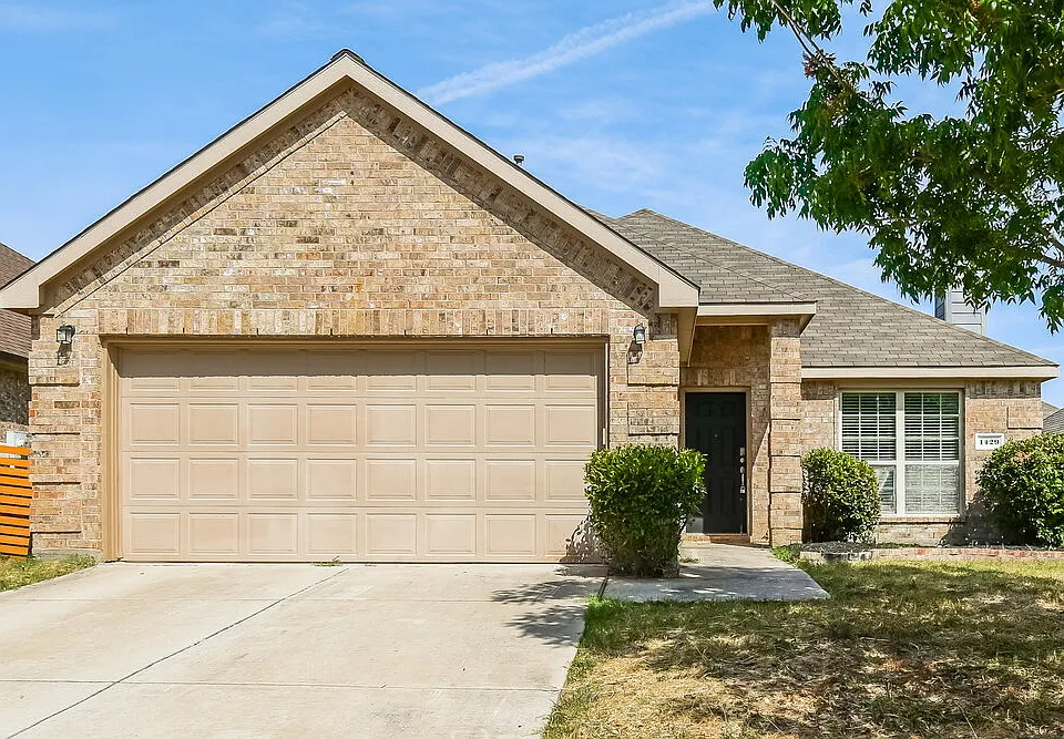 1429 Hawk Valley Dr