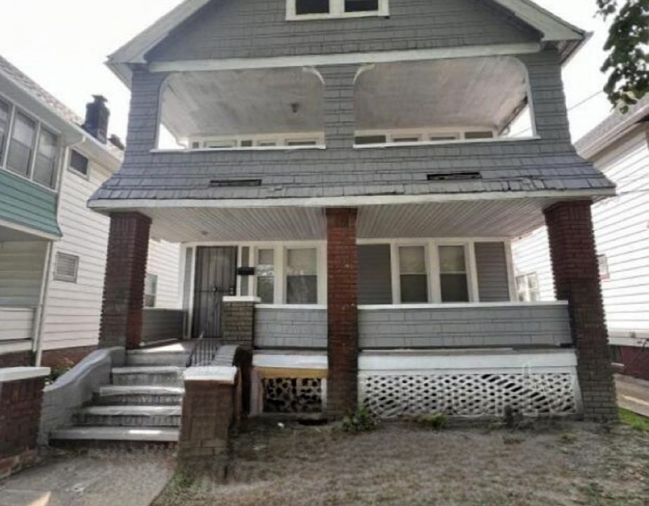 1st image of 370 E 161st St #1