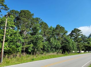 Parkertown Rd, Hubert, NC 28539