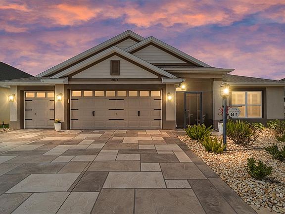 2nd image of 2074 Biller Cir