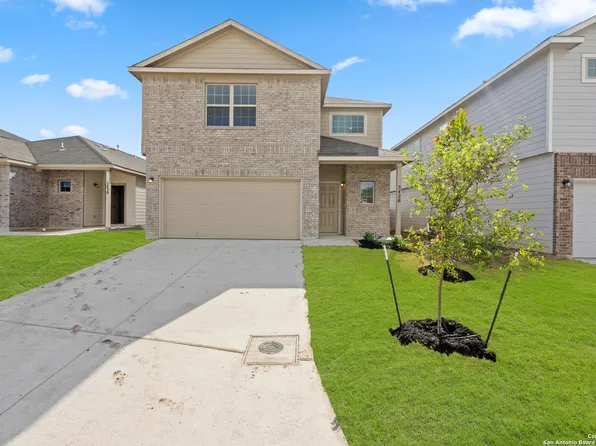 5426 Shasta Pl, St Hedwig, TX 78152