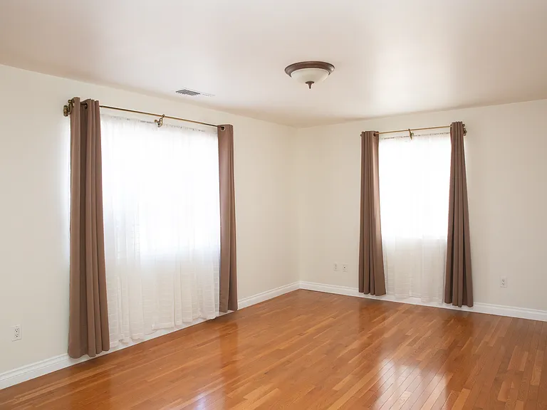 Large Primary Bedroom