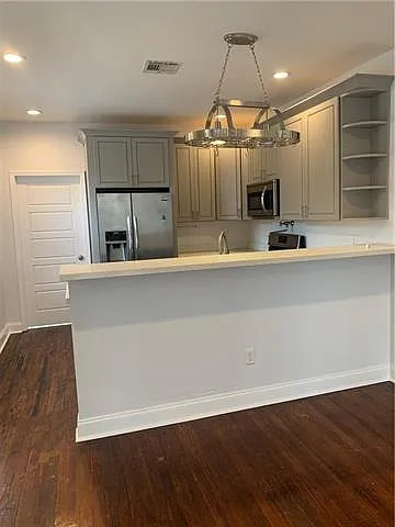 3832 Banks St — Photo 5
