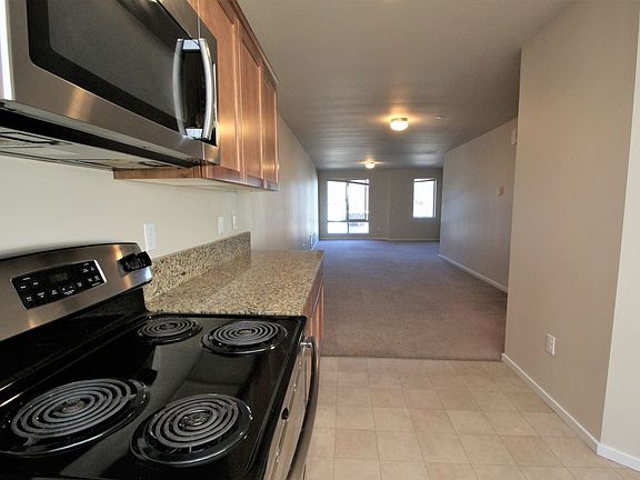 3rd image of 16503 6th Ave W APT F-4
