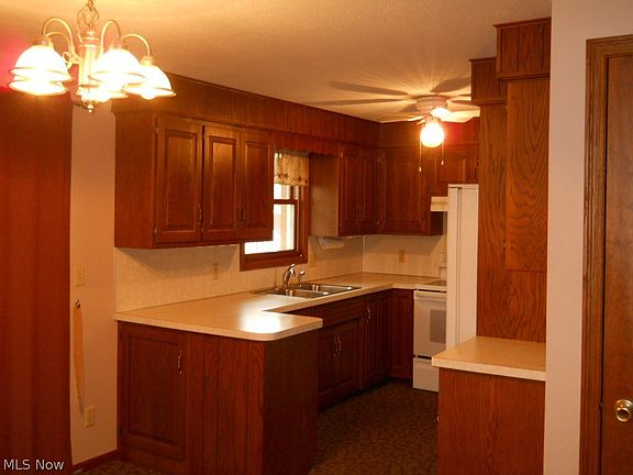 4th image of 32 Haswell Cir