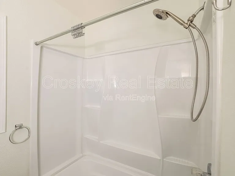 355 12th St #355 — Photo 13