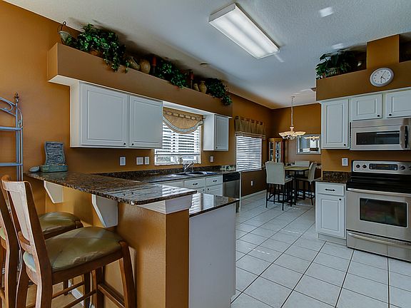 2nd image of 19210 Fishermans Bend Dr