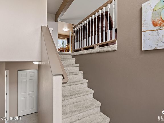 2nd image of 7531 Florence Cir