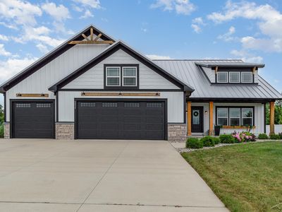 9036 Prairie View Ct, Freeland, MI, 48623