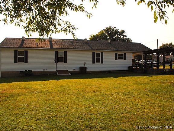 3rd image of 205 Willow Street