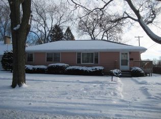 913 S Joliet St, Wilmington, IL 60481