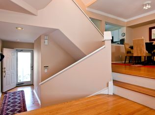 52 Brookridge Ct, Rye Brook, NY 10573