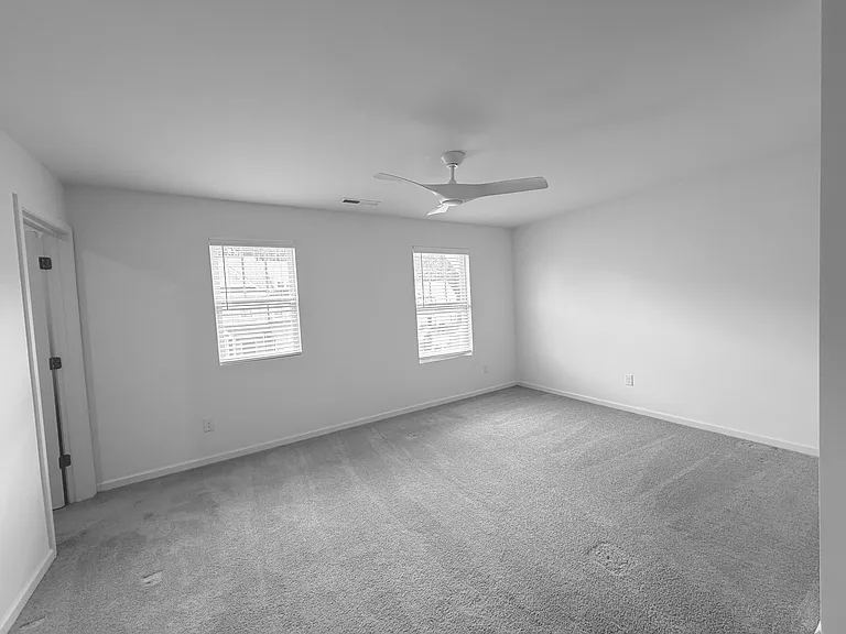 12 Saltford Ln — Photo 21