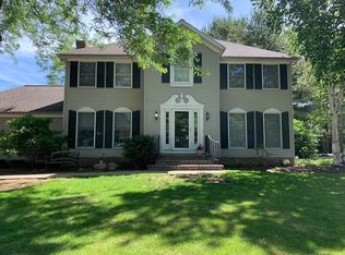 825 Stockbridge Dr, Erie, PA 16505