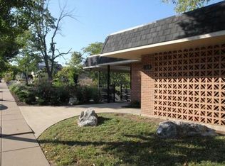 129 E Lockwood Ave APT 23, Saint Louis, MO 63119