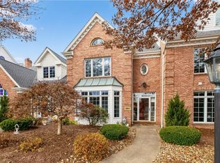 804 Sheriffs Ct, McMurray, PA 15317