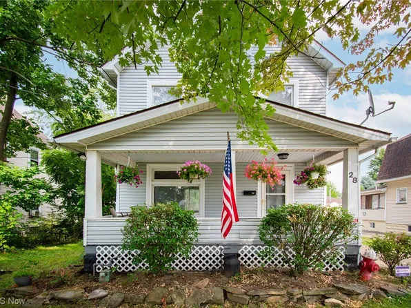 28 Walnut St, Struthers, OH 44471
