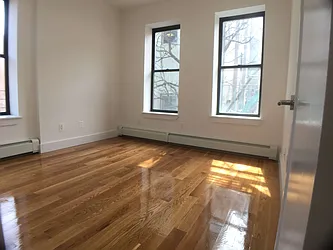 Rented by Uptown Flats LLC