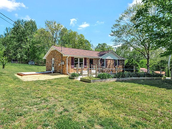 4th image of 342 Harold Dr