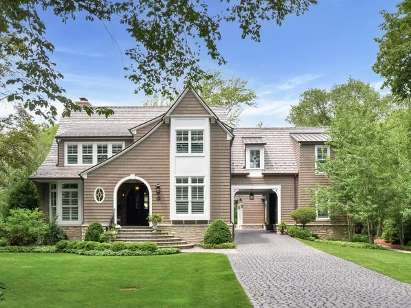 824 Boal Pkwy, Winnetka, IL 60093