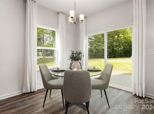 6305 Lake Dr, Charlotte, NC 28215