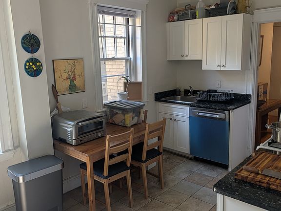 5th image of 1558 Mass Ave #24