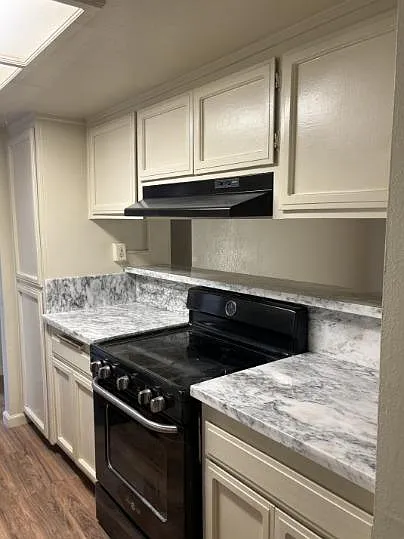 1250 E Shaw Ave #136 — Photo 8