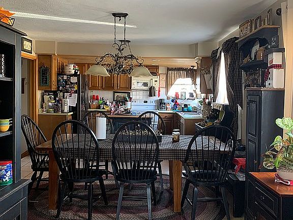 2nd image of 1309 Plum St