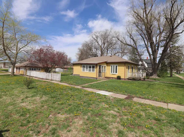 1315 N 5th St, David City, NE 68632