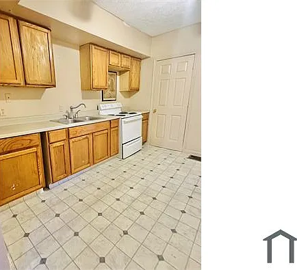 1008 E Kirby Ave #2 — Photo 1