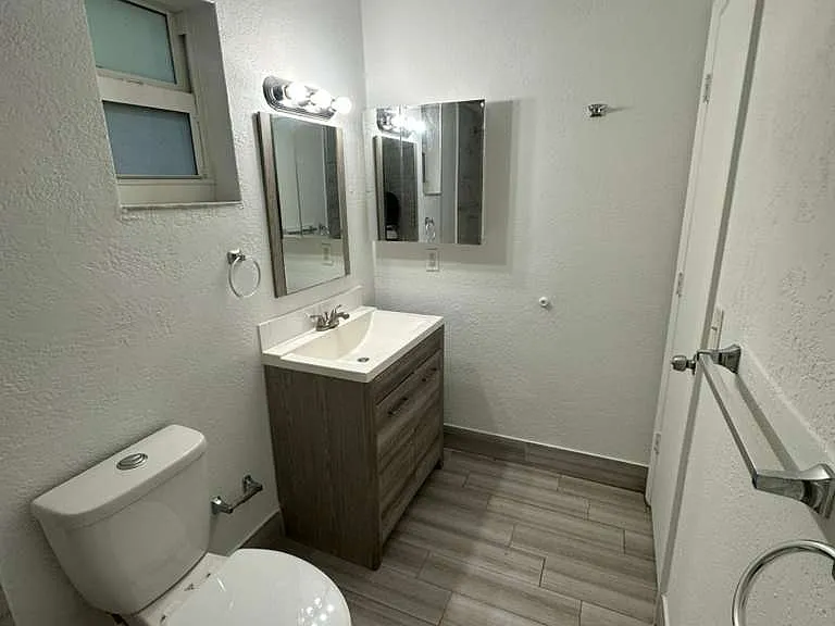 505 NW 177th St #222-1 — Photo 8