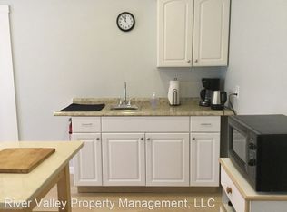 17 Lowell St #7719066, Windsor, VT 05089