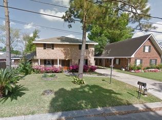 8729 Hermitage Pl, River Ridge, LA 70123