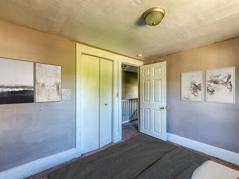 609 Bluff St — Photo 13