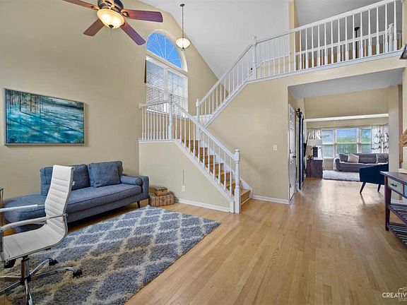 4th image of 1309 Oakland Cir