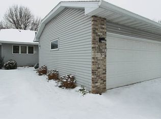 3715 W 4th St, Waterloo, IA 50701