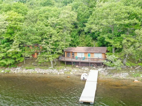 1053 Harrison Trl, Georgian Bay, ON L0K 1S0