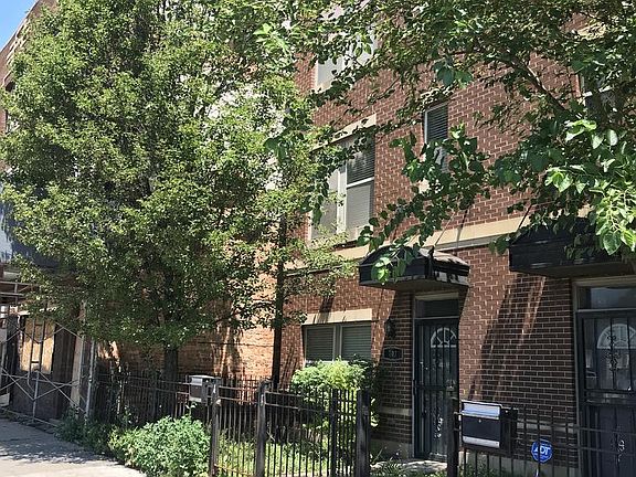 2nd image of 707 S Kedzie Ave