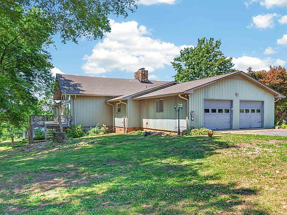 3rd image of 3807 Meadowbrook Rd