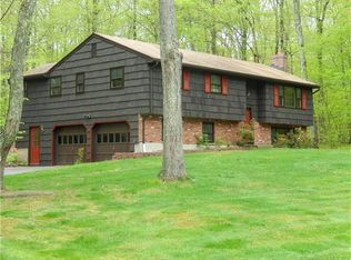 14 Sturbridge Rd, Marlborough, CT 06447