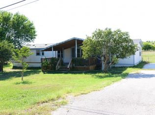 250 Rolling Meadows Ln, Kyle, TX 78640